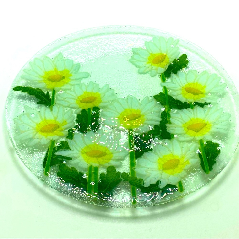 Peggy Karr Hand Blown Fused Daisy Plate 11”
